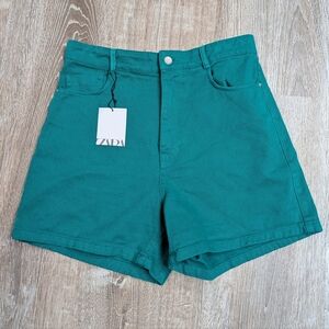 NWT Zara Green 100% Cotton High Waisted Denim Shorts Size 8